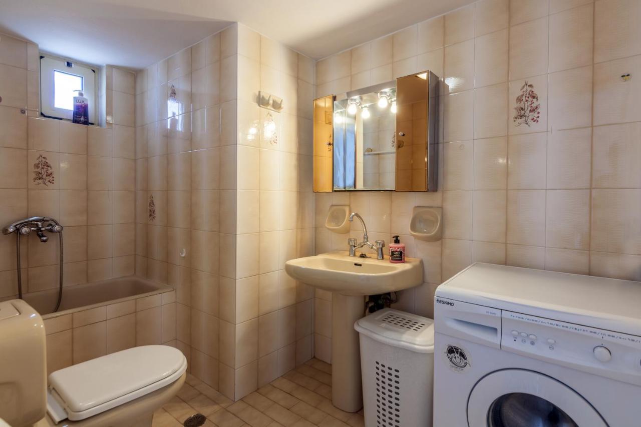 Lovely Apartment Close To The City Center Iraklio Eksteriør billede